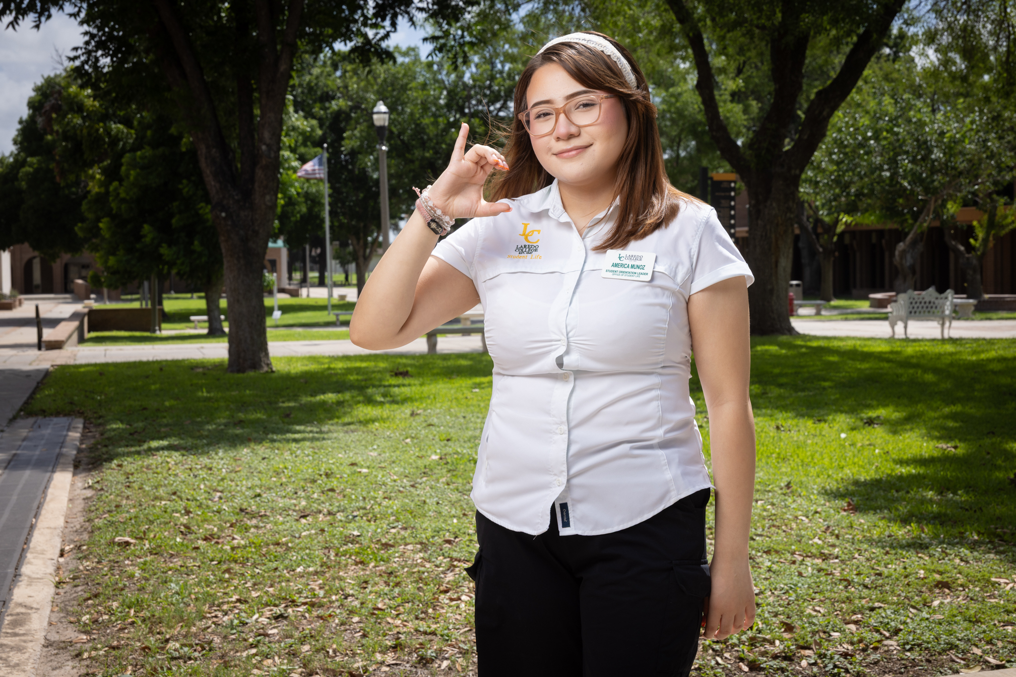 OL1, Picture shows a student Orientation Leader